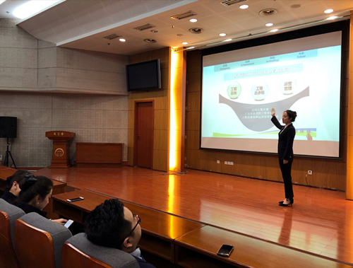 K8凯发集团解说员团队炼成记