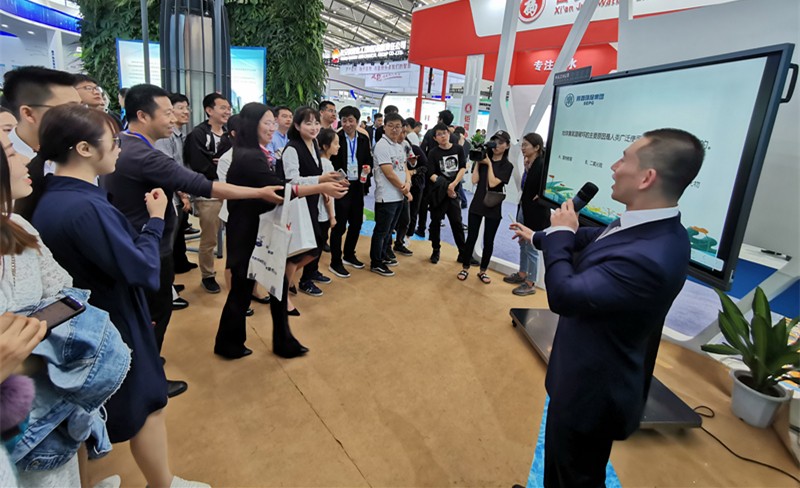 K8凯发集团携“绿水青山”亮相丝博会｜副省长魏增军参观