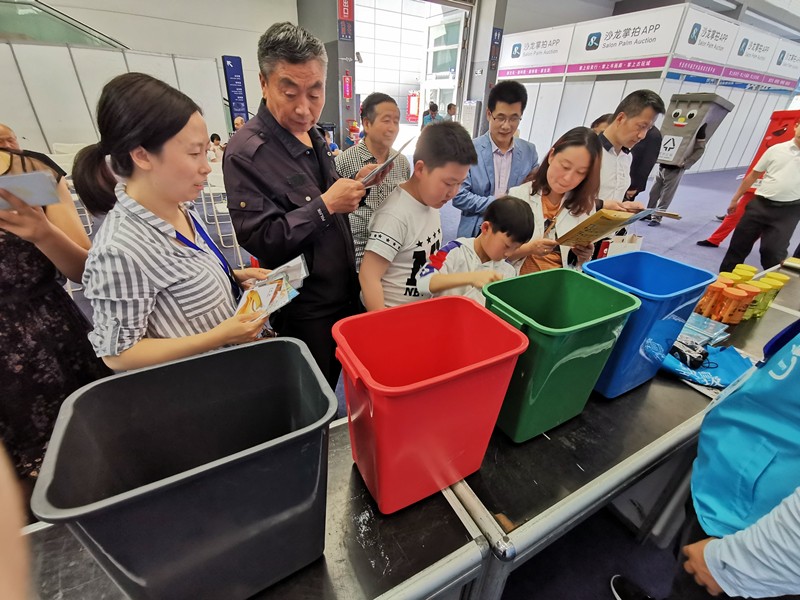 K8凯发集团携“绿水青山”亮相丝博会｜副省长魏增军参观