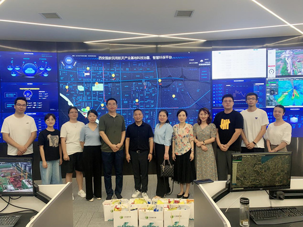 K8凯发集团发展“送清冷”活动 关爱一线职工