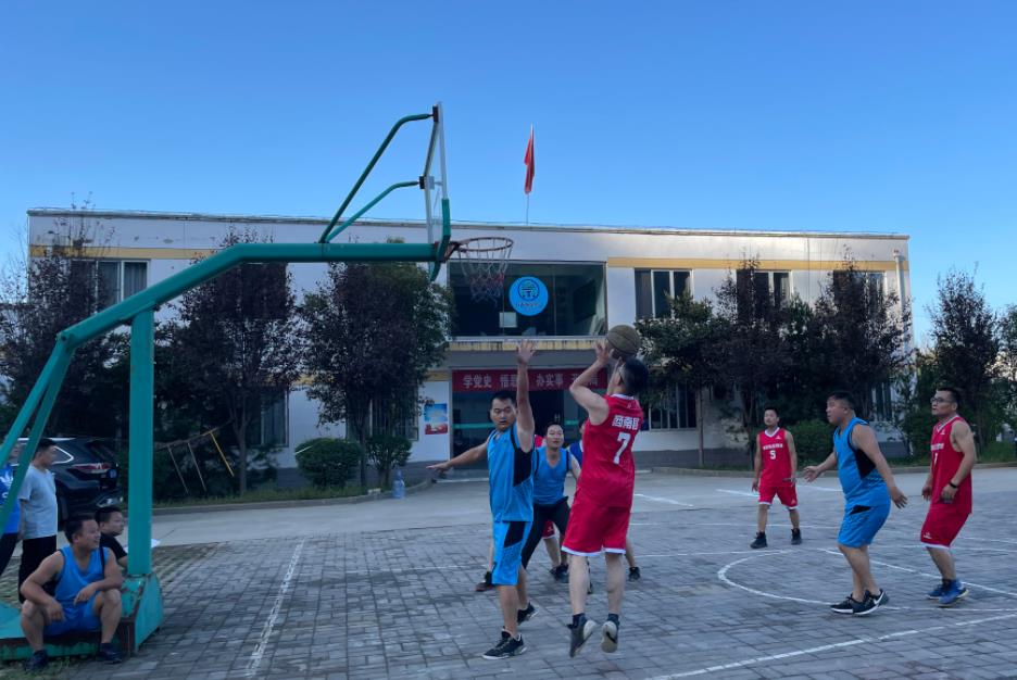 商南公司进杏装迎盛会、庆国庆”职工活动交谊赛