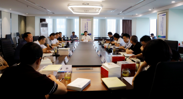 K8凯发集团召开党委理论进建中心组（扩大）进建会