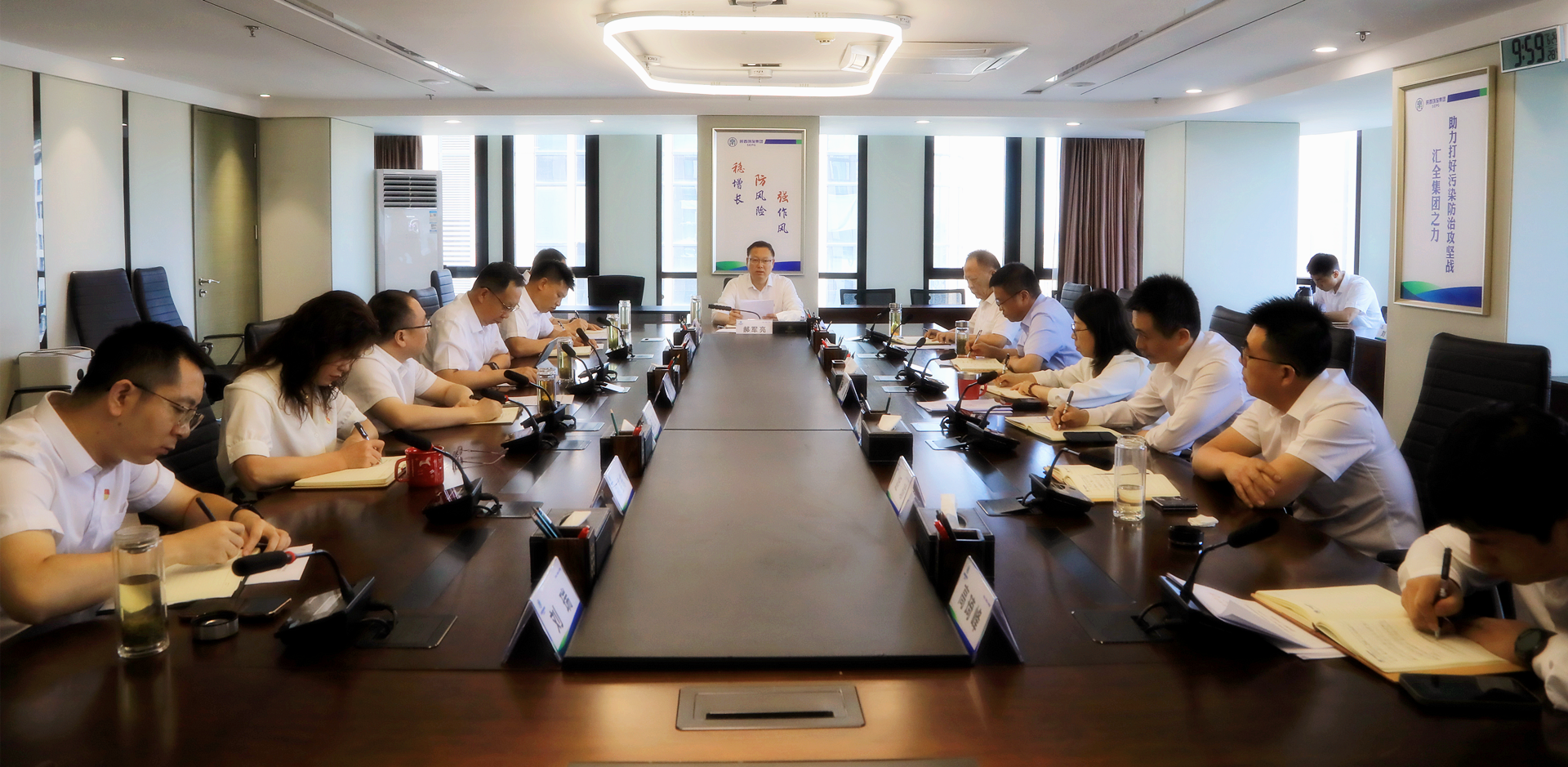 K8凯发集团召开党委理论进建中心组进建会议