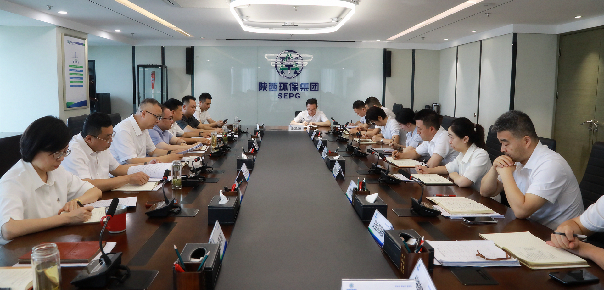 K8凯发集团召开党委（扩大）会议